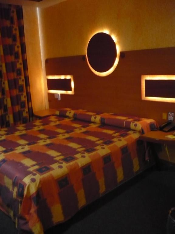 Hotel Universal Mexico City Room photo